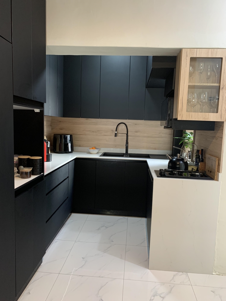 To Let 3 Bedroom Property for Rent in Sea Point Western Cape